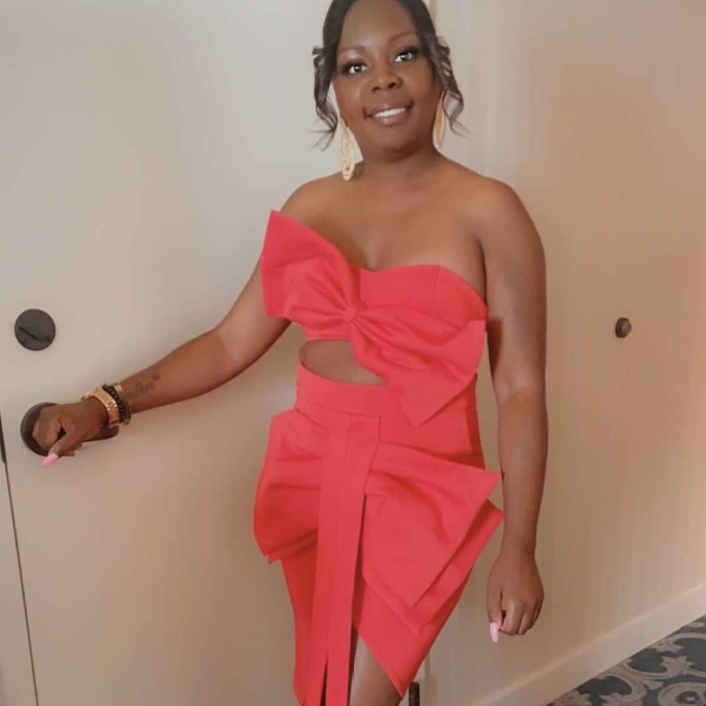 Red 2 piece skirt set